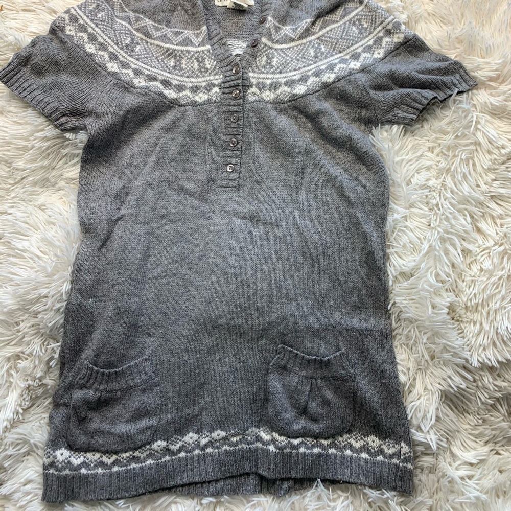Anyhropologie if it were me short sleeve sweater - Picture 2 of 4